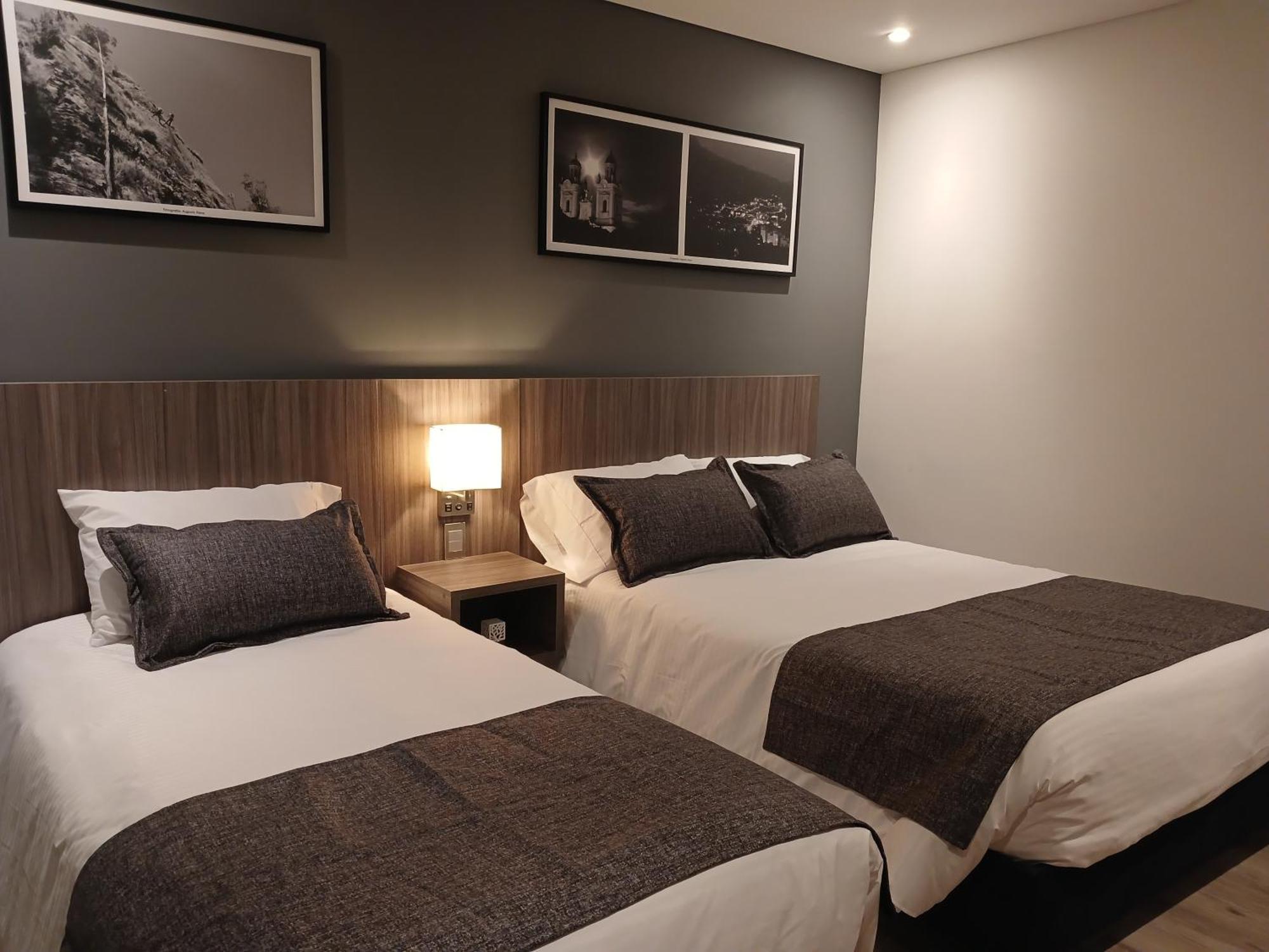 Hotel Santino Jenesano Exteriör bild