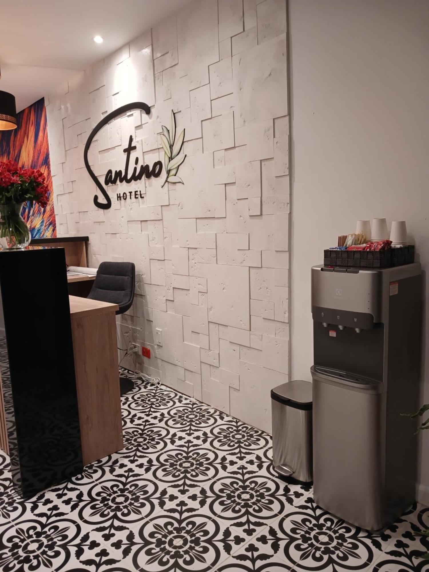 Hotel Santino Jenesano Exteriör bild