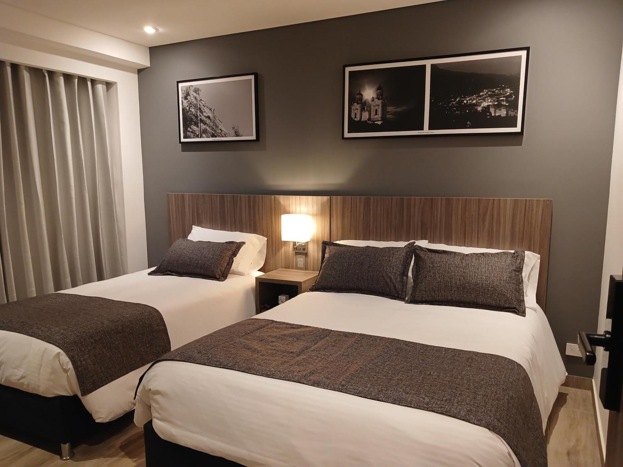 Hotel Santino Jenesano Exteriör bild